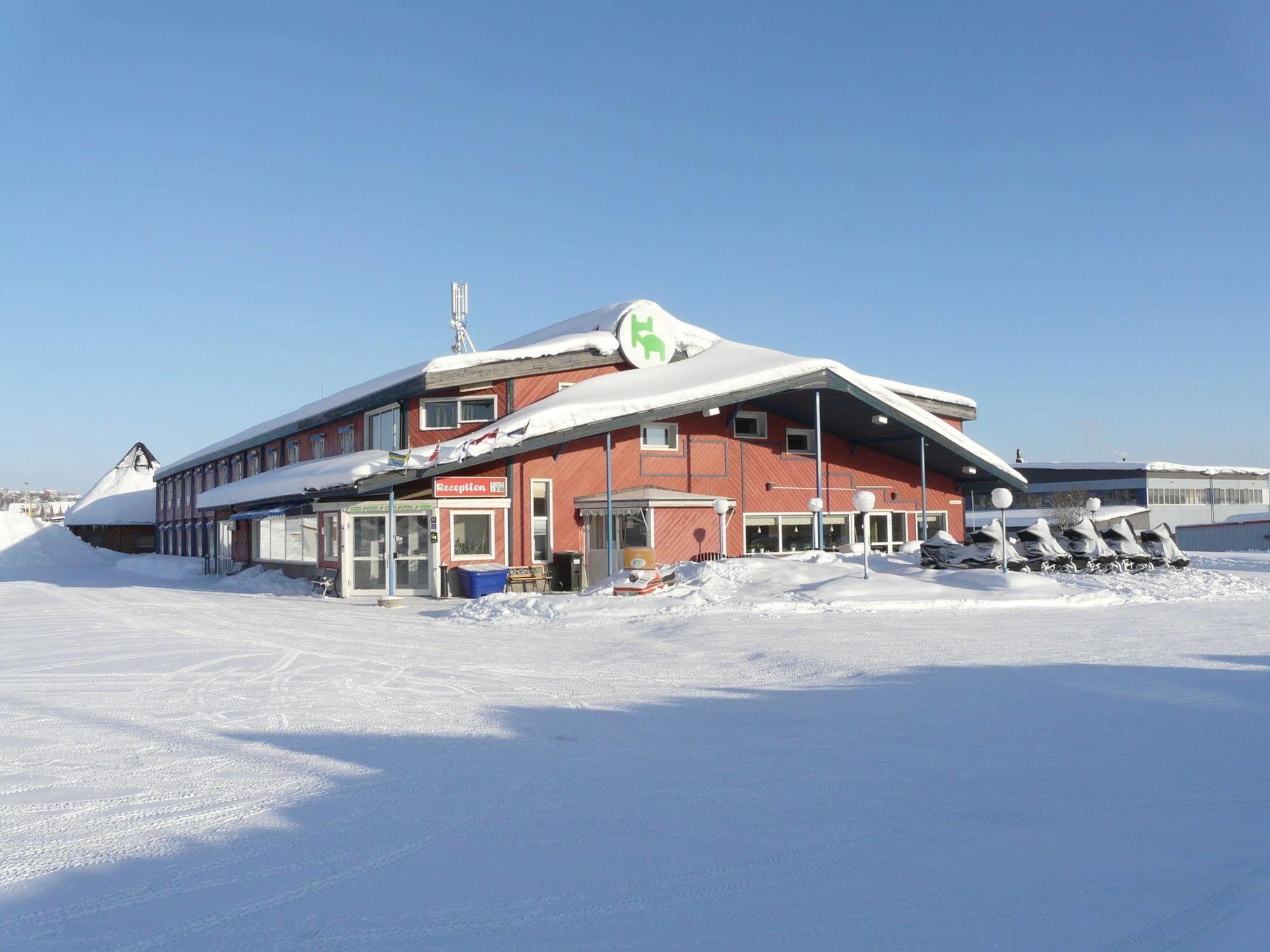 Hotel E-10 Kiruna Extérieur photo